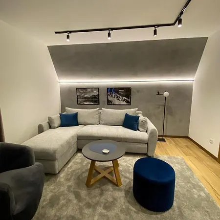 Apartment La Pista Divcibare